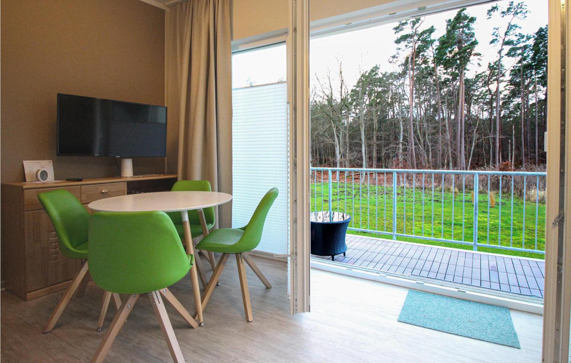 Stunning Apartment In Graal-Mueritz With Kitchen المظهر الخارجي الصورة